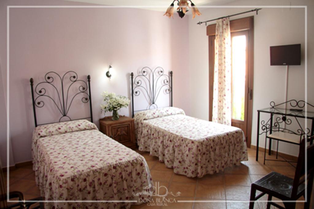 Casa Rural Dona Blanca Santa Cruz de la Sierra Room photo